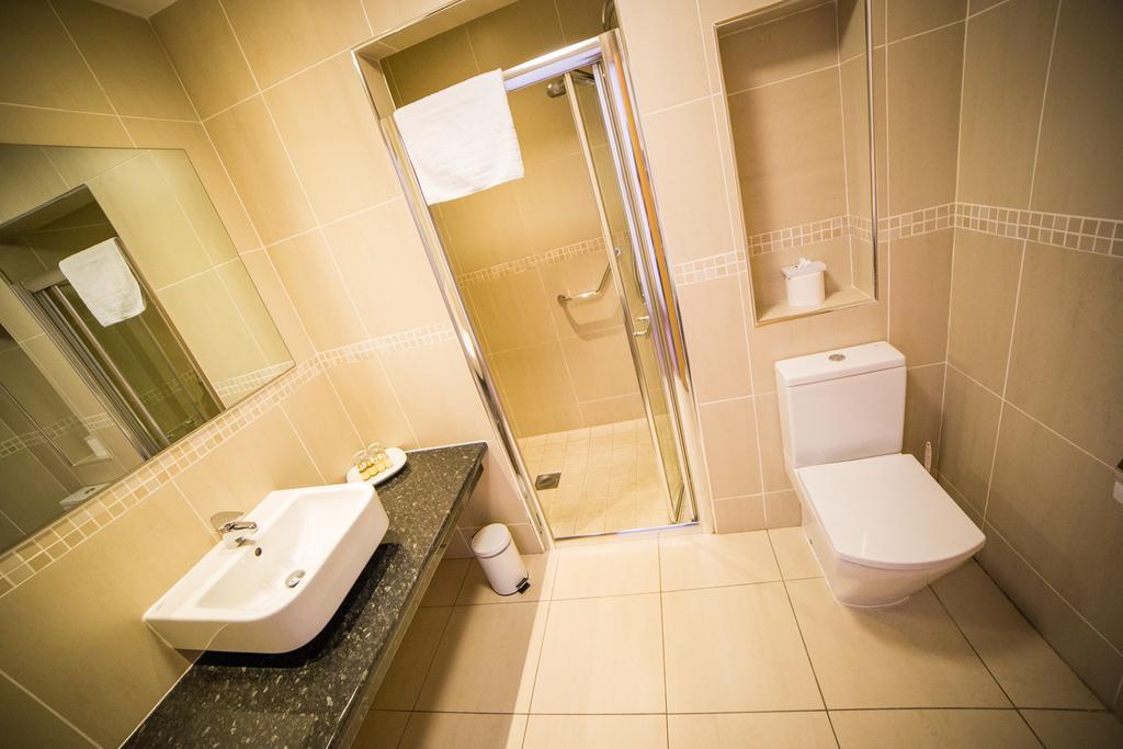 Curran Court Hotel Larne Εξωτερικό φωτογραφία